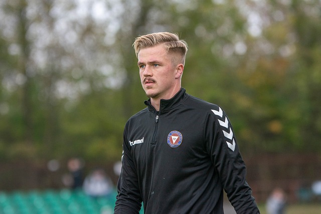 亚洲足球的